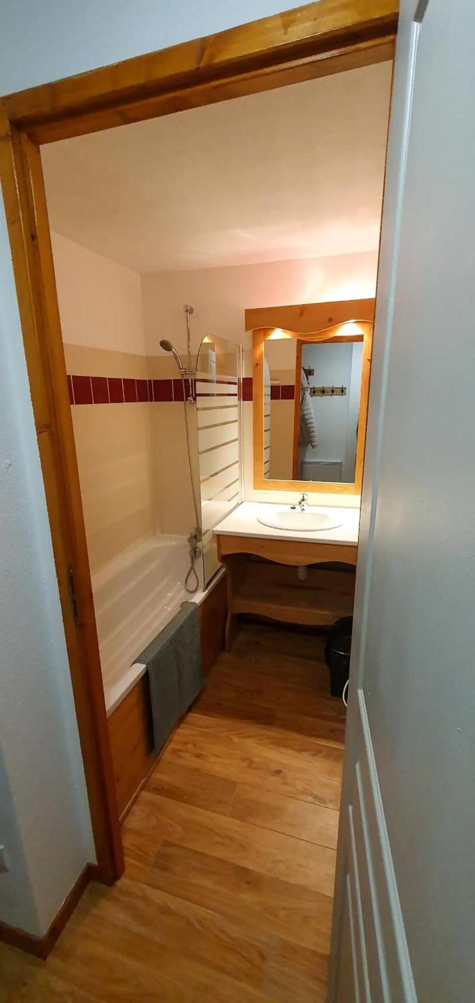 Appartement 3 Etoiles Au Pied Des Pistes Avec Balcon Ete شاروس المظهر الخارجي الصورة